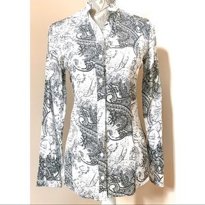 White Button Down Blouse Paisley Print Trunk 41